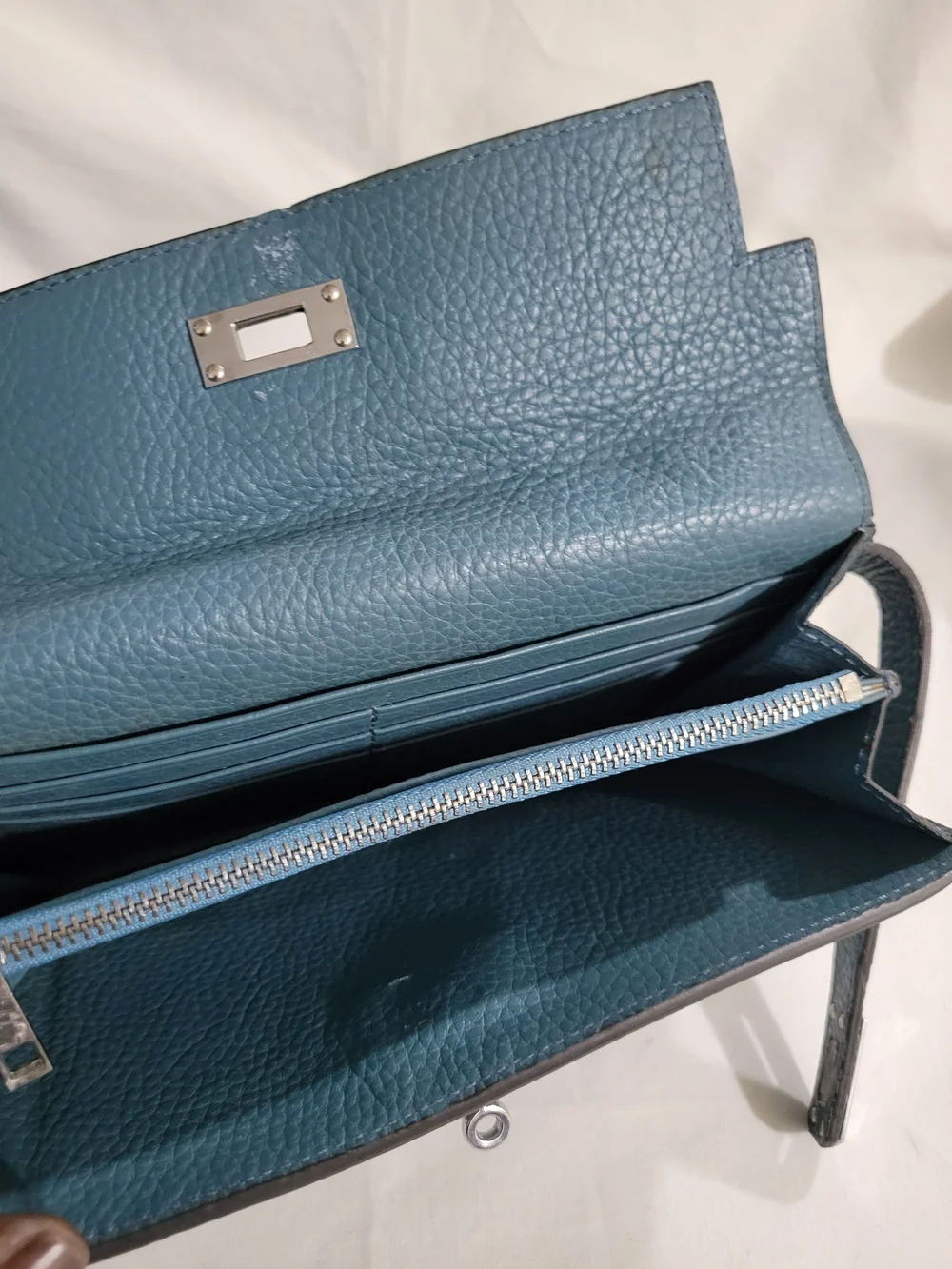 Pebbled Leather Fashion Clutch Wallet - Blue